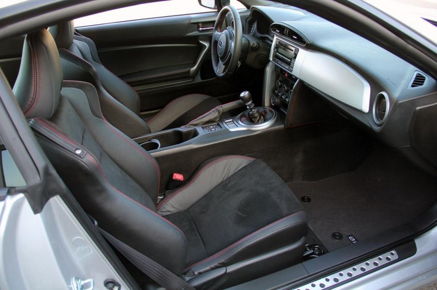  Subaru BRZ 2011 года  (фото 120 из 209)